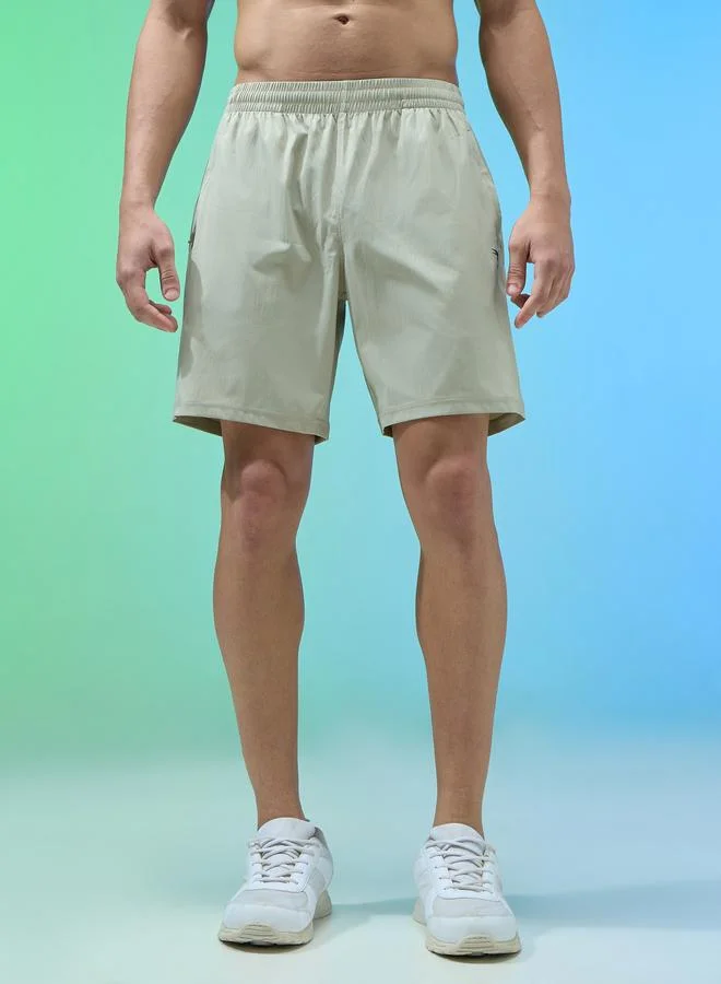 تكنوسبورت شورت رياضي رجالي سادة بقصة مريحة